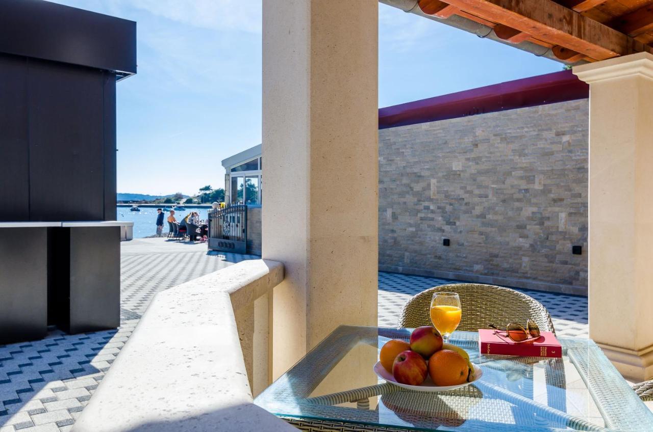 Apartments Kanjuo By The Sea Mlini Exterior foto