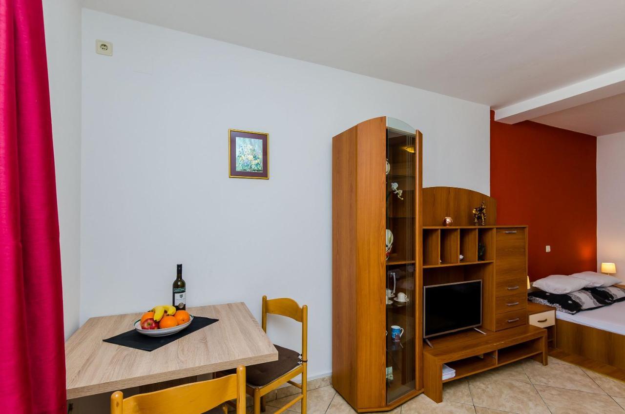 Apartments Kanjuo By The Sea Mlini Exterior foto
