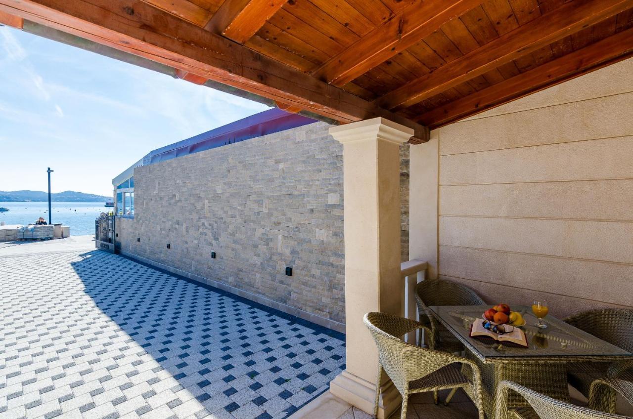 Apartments Kanjuo By The Sea Mlini Exterior foto