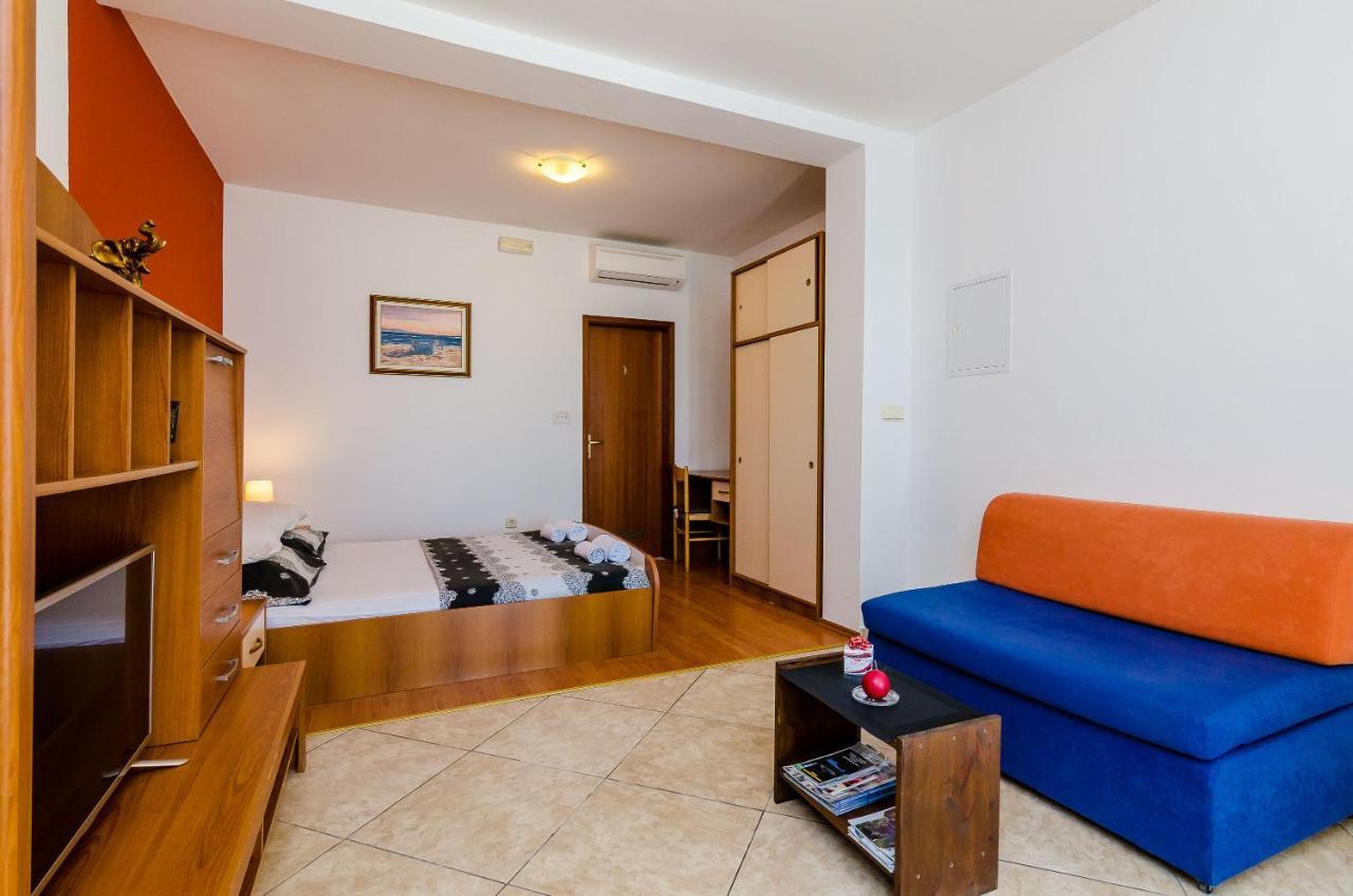 Apartments Kanjuo By The Sea Mlini Exterior foto